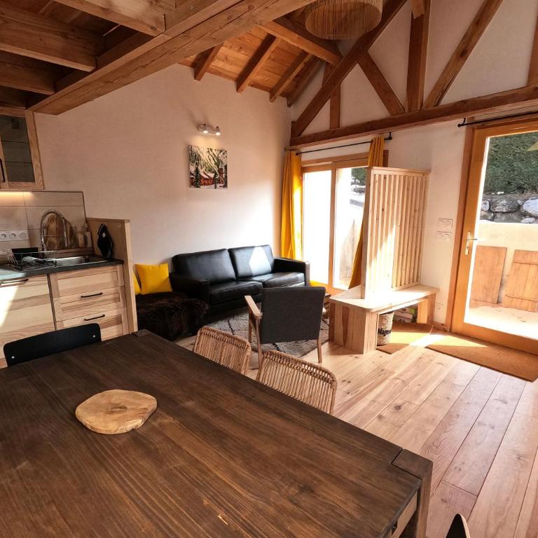 Petit Chalet Montagne - Maison 2 Chambres - 11