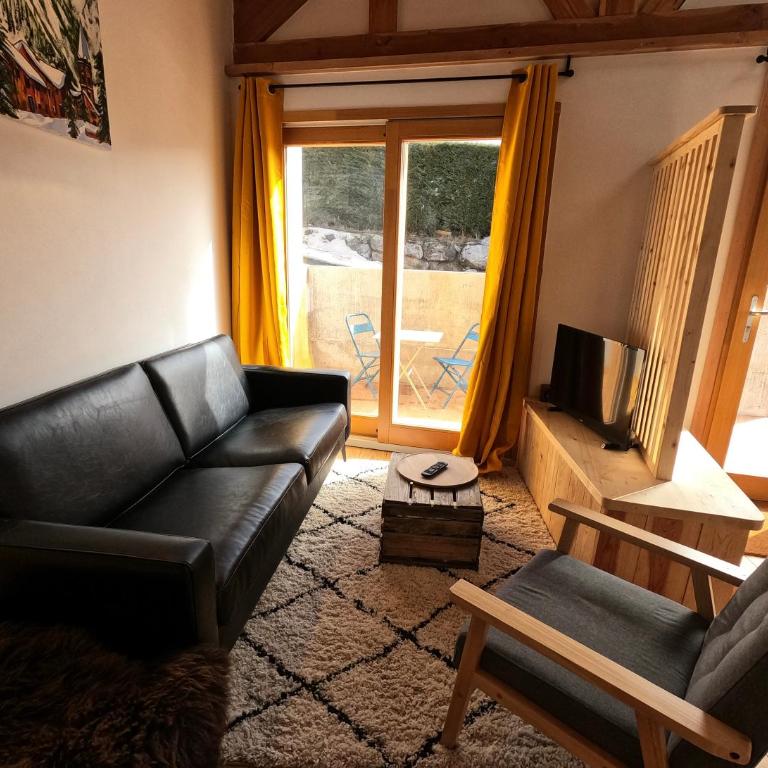 Petit Chalet Montagne - Maison 2 Chambres - 12