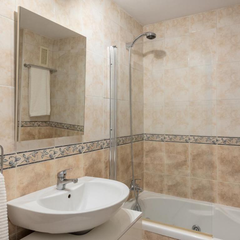 DANA II Eurogolf, vistas, wifi, piscina y parking - One-Bedroom Apartment - 11