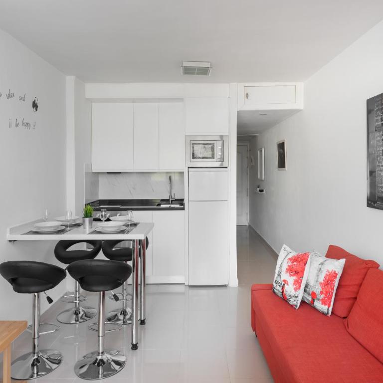 DANA II Eurogolf, vistas, wifi, piscina y parking - One-Bedroom Apartment - 2