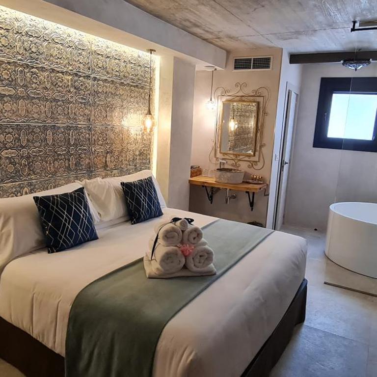 Murallas de Jayrán Hotel Boutique - Habitación Doble Deluxe con bañera - 8