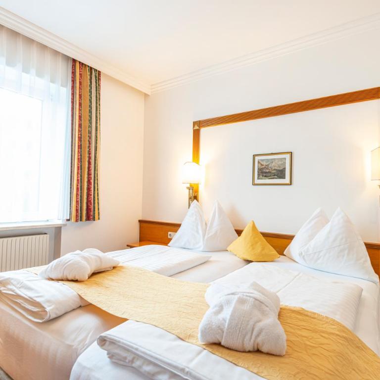Hotel Germania Gastein - ganzjährig inklusive Alpentherme Gastein - Junior Suite - freier Eintritt zur Alpentherme - 1