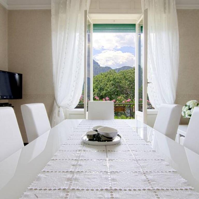 JUST LAKE - Appartamento con 2 Camere da Letto - 1