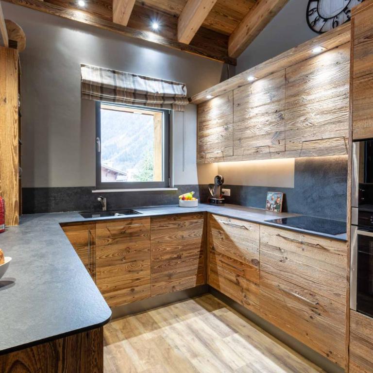 Chalet des Amis appt 2 - Chamonix All Year - Appartement 3 Chambres - 8