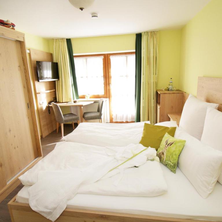 Haus Vierjahreszeiten inkl AktivCard Bayerischer Wald - Budget Doppelzimmer - 2