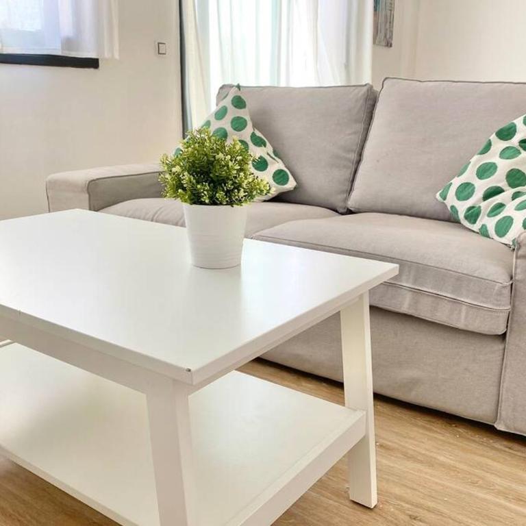 Ático con Vistas al Mar a un Paso del Centro - Apartamento de 2 dormitorios - 64