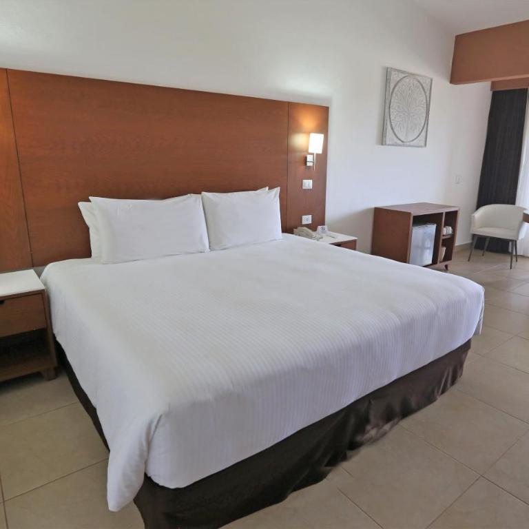 Cozumel Hotel & Resort - Suite Junior con cama grande - no fumadores - 2