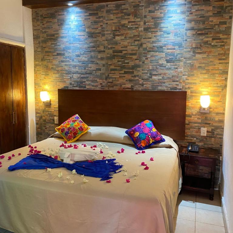Hotel Posada De Roger - Near Los Muertos Beach - Habitación Doble - 8