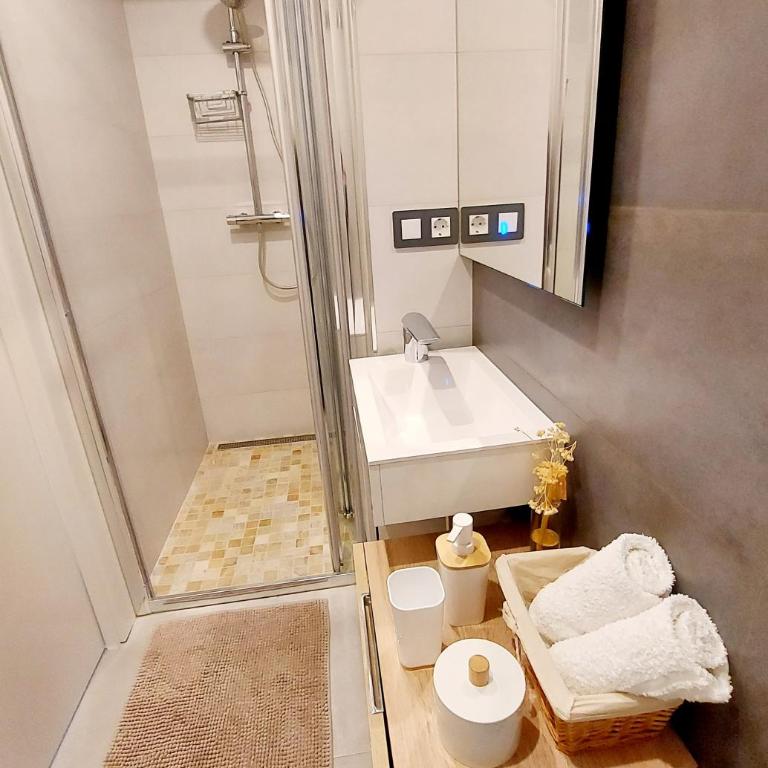 Exclusif Appartement en 1er Ligne, Vue Imprenable, Piscine, Parking Privé à Playa Mucha Vista, Alicante - Apartamento de 2 dormitorios - 31