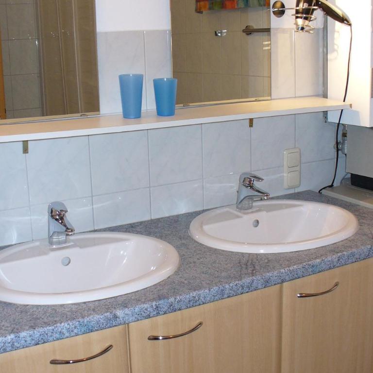 Golf & Ski Appartements Lesak - Apartment mit 3 Schlafzimmern, Balkon und Sauna - 5
