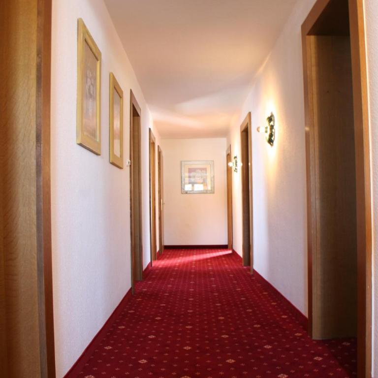 Gästehaus Birkenhof - Einzelzimmer mit eigenem externen Bad - 5