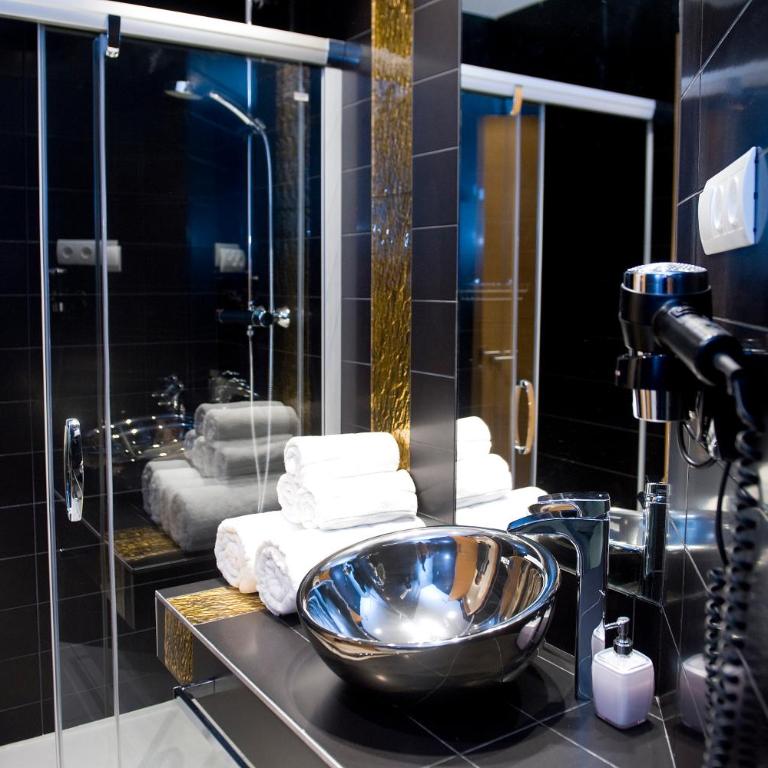 Home to Home Barcelona - Duplex Apartment - 5