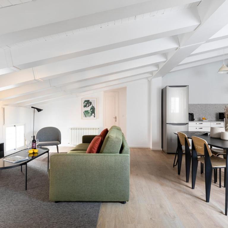 Aspasios Calle Mayor Apartments - Two-Bedroom Apartment - 3