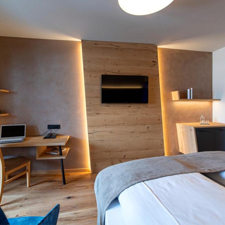 Hotel WH - Wiesnerhof - Double Room with Balcony - 3