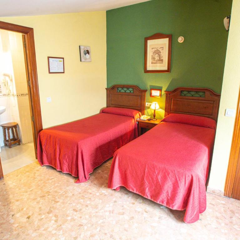 Hotel Arunda II - Habitación Doble con parking - 2 camas - 6