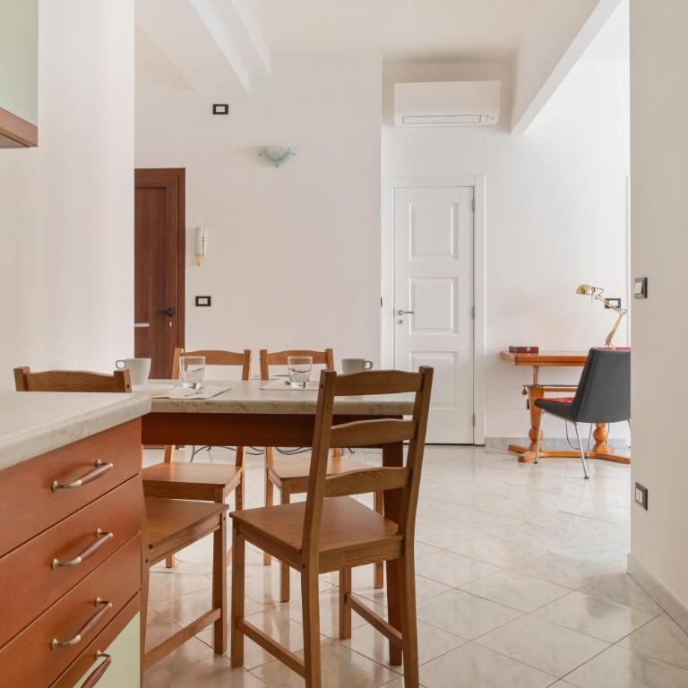 GuestHost - Stazione Centrale Cozy and Functional Flat - Appartamento con 1 Camera da Letto - 6