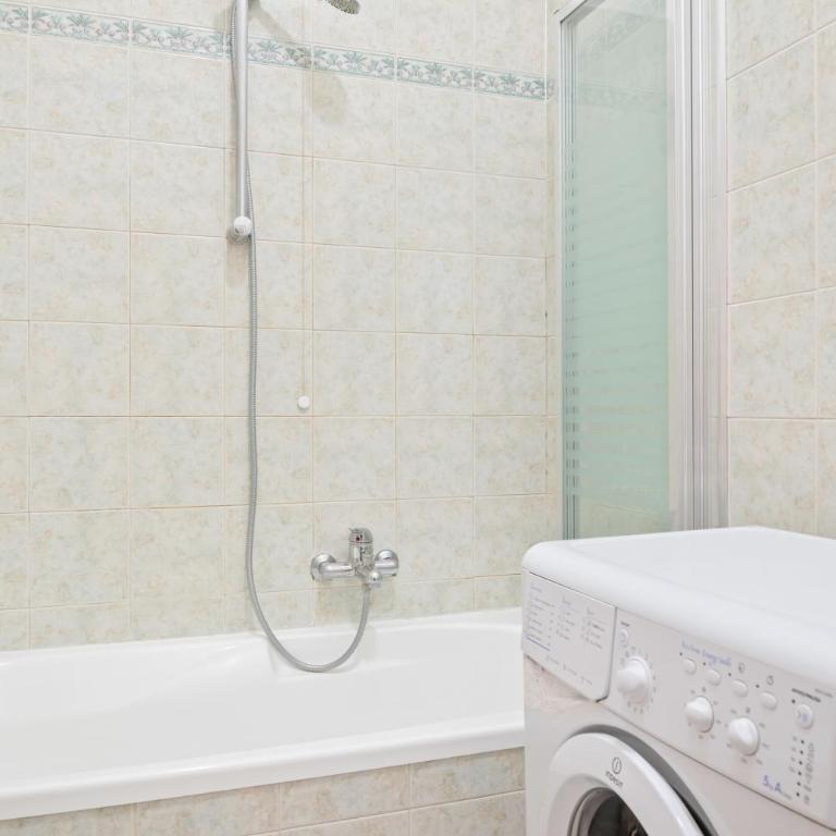 GuestHost - Stazione Centrale Cozy and Functional Flat - Appartamento con 1 Camera da Letto - 19