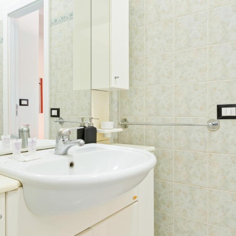 GuestHost - Stazione Centrale Cozy and Functional Flat - Appartamento con 1 Camera da Letto - 21
