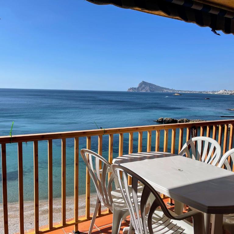 Sunrise Beachfront Apartment by the Marina - Apartamento con vistas al mar - 2