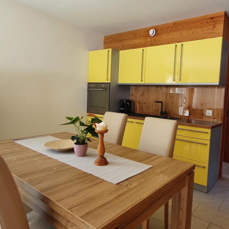Chalet Breithorn- Perfect for Holiday with Amazing View! - Apartment mit 2 Schlafzimmern - D - 19