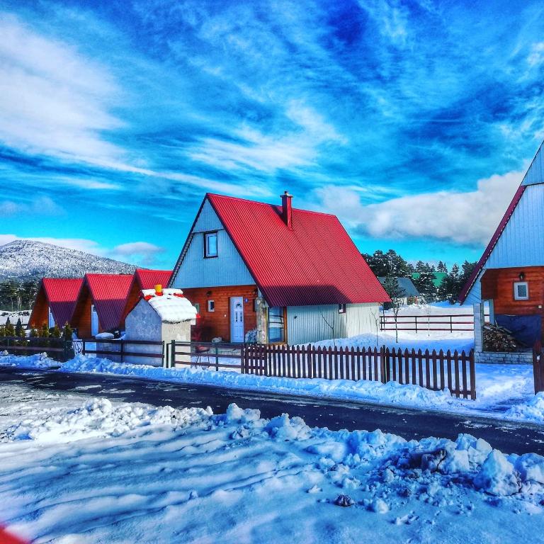 Village Borje - Two-Bedroom House - 11