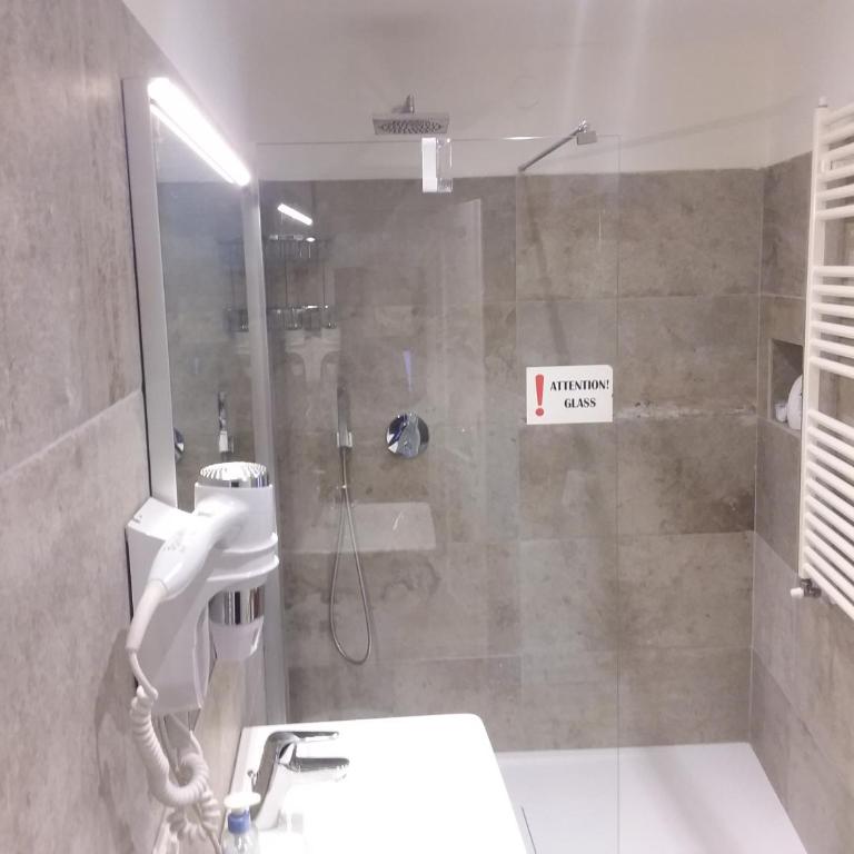 Rina Rooms - Suite Deluxe - 31