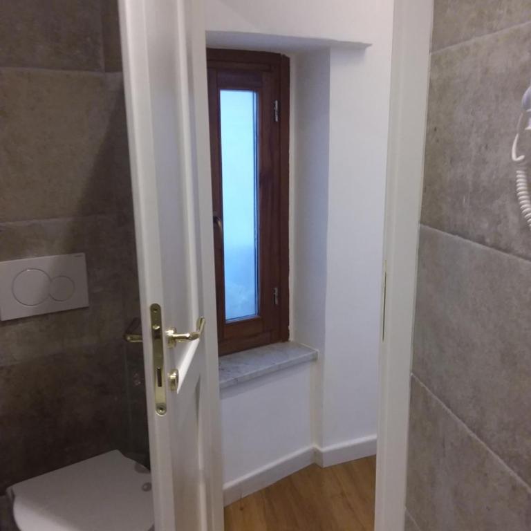 Rina Rooms - Suite Deluxe - 22