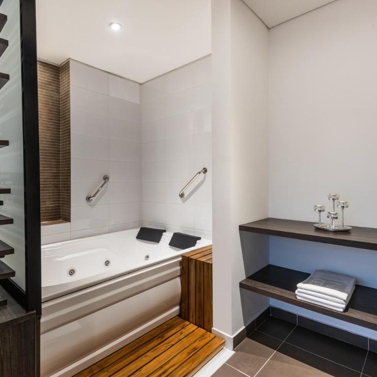 AZ Hotel - Suite - 4