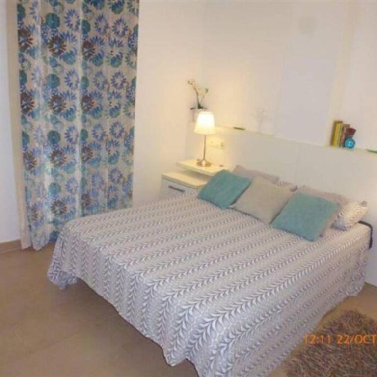 Apartamento con terraza garaje y wifi - Apartamento de 2 dormitorios - 16