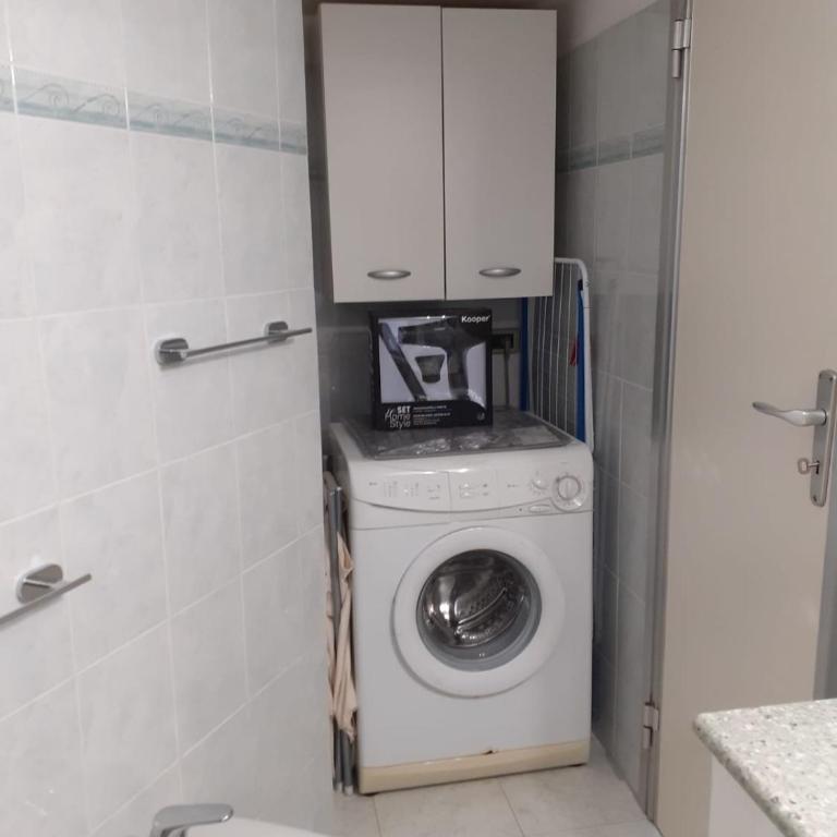 Cadorna Fronte Mare - Appartamento con 2 Camere da Letto - 29