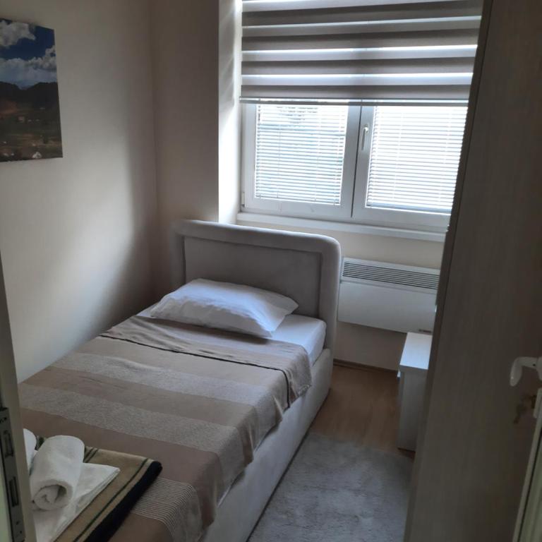 Apartman Karadjordje 2 - Apartman sa 2 Spavaće Sobe - 4