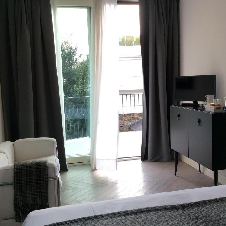 Villa Fiorentino - Camera Matrimoniale/Doppia con Letti Singoli con Terrazza - 11