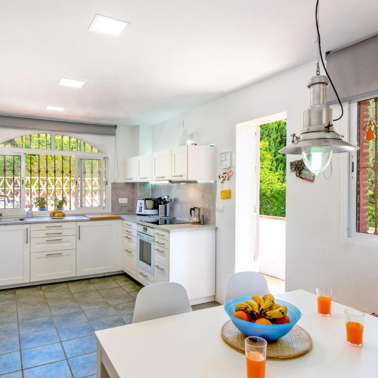 Villa Alegría - Option of Heated Pool - Sleeps 8 - Villa con Piscina Privata - 3