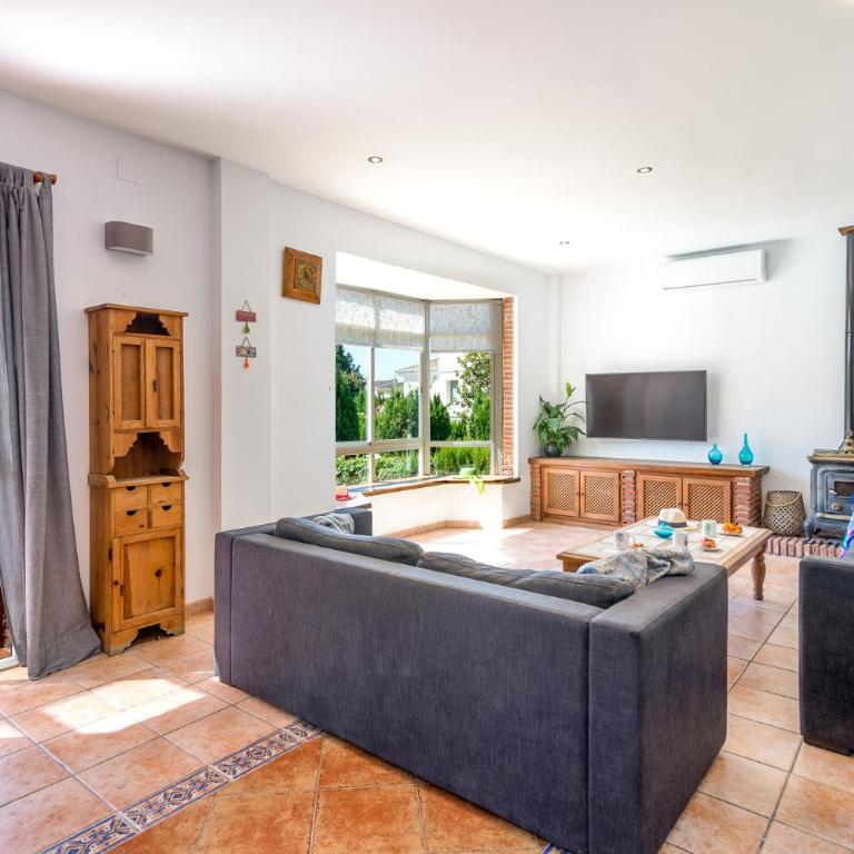 Villa Alegría - Option of Heated Pool - Sleeps 8 - Villa con Piscina Privata - 2