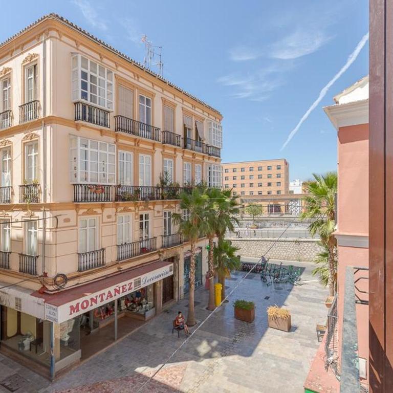 Beautiful flat with balcony and wifi in Málaga Center - Apartamento de 2 dormitorios - 22