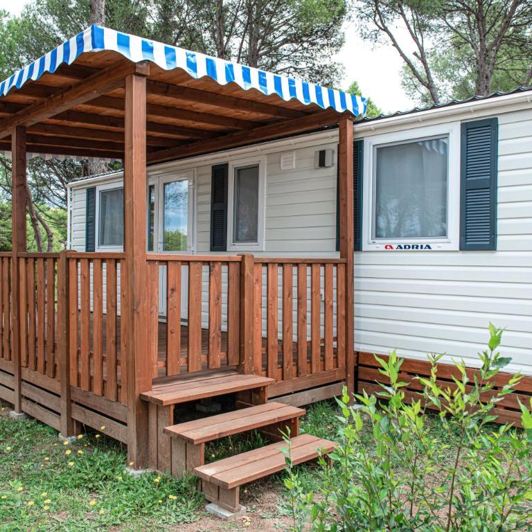 Albatross Mobile Homes on Camping Playa Brava - Casa Móvil Marte - 1