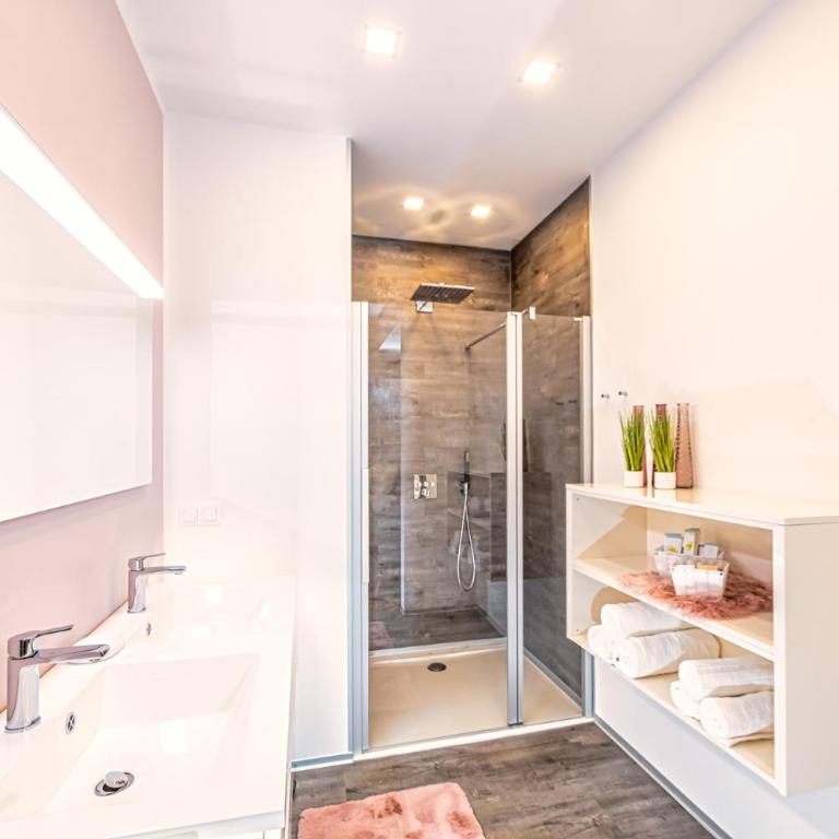 VIVA Apartments - Apartment - 4