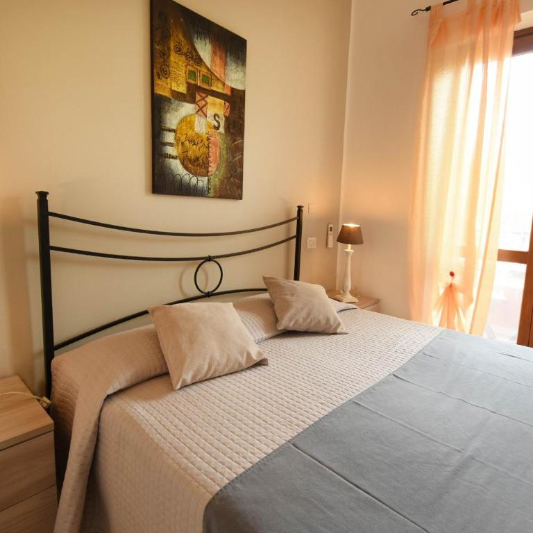 Affittacamere La Suite dei Graniti - Camera Matrimoniale con Balcone - 1