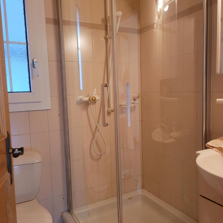 Villa Castagna Guesthouse - Doppelzimmer mit Balkon - 4