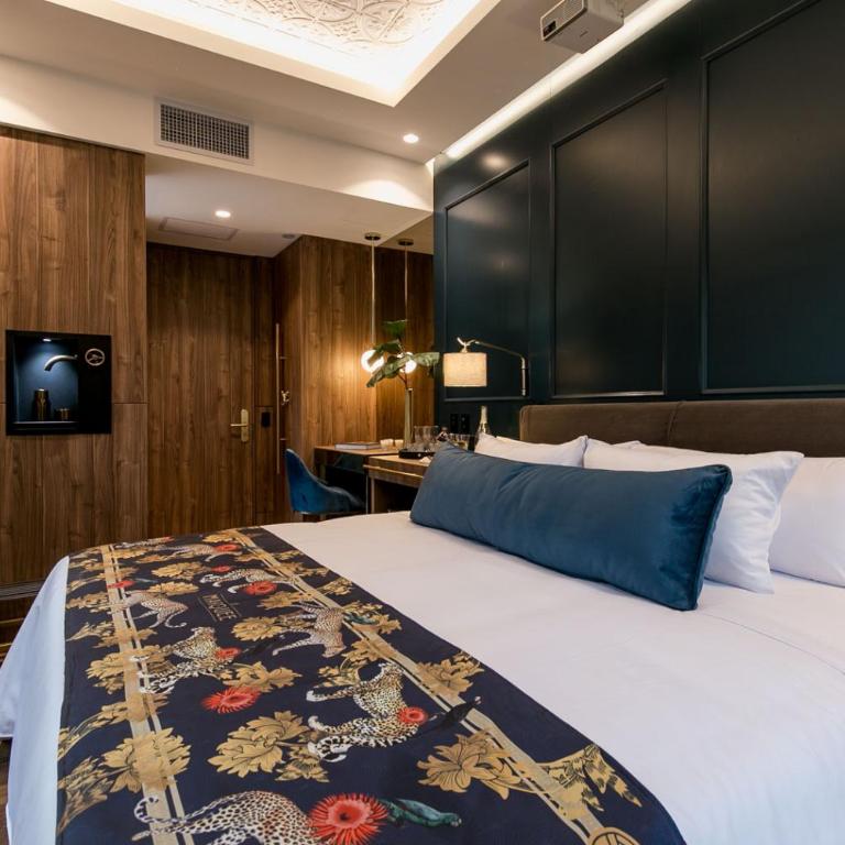 Hotel Marquee Medellín - Suite en esquina con cama extragrande - 4