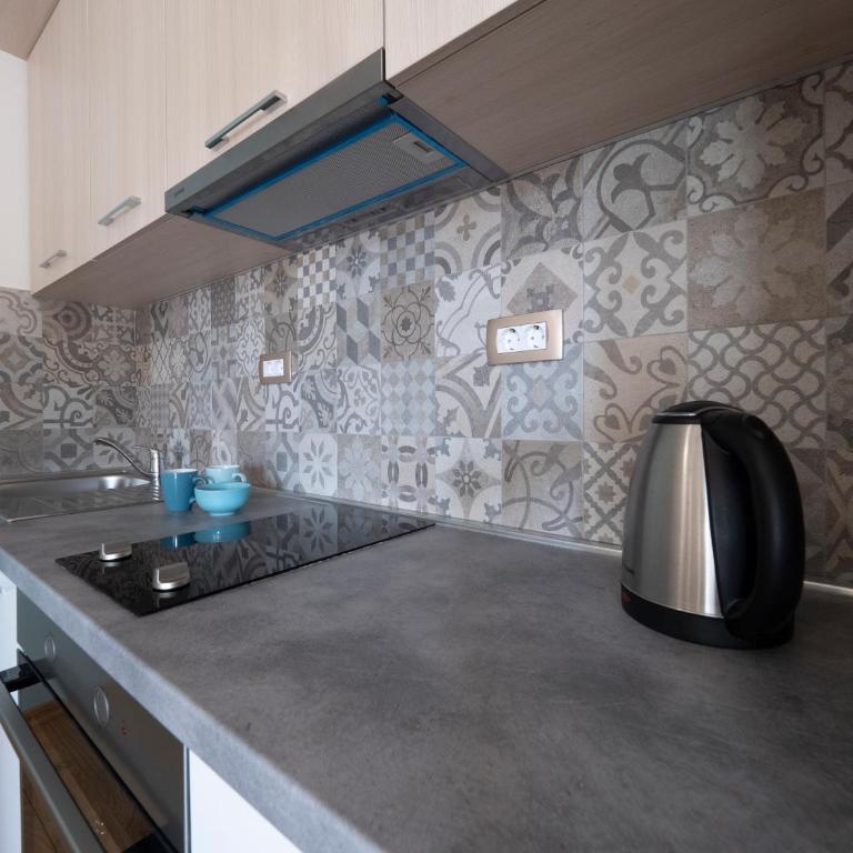 Hotel Hermes Budva - Apartman sa Balkonom - 11