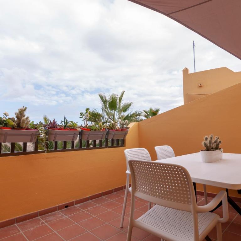 Leonardos - Two-Bedroom Apartment - 17
