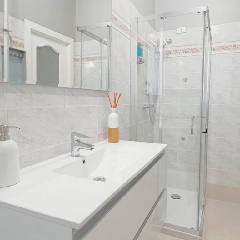 CHARMING Apartment Central Station - Appartamento - 23