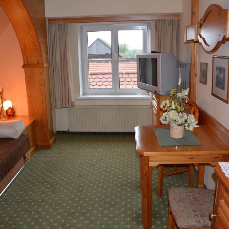 Hotel-Restaurant Fischer - Apartment mit 1 Schlafzimmer - 4