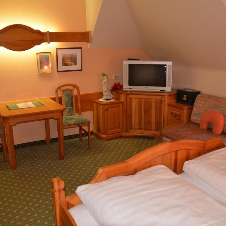 Hotel-Restaurant Fischer - Doppelzimmer - 3