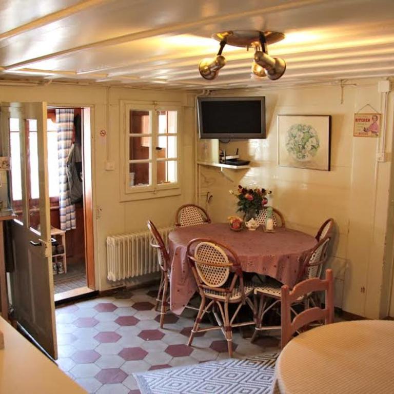 Chalet la Griotte - Zimmer für 6 Personen mit Balkon und Gemeinschaftsbad - 2
