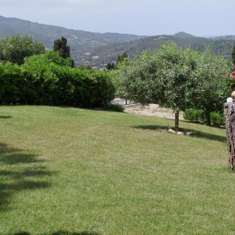 Apartment in villa 2 to 4 persons with large private garden Sole - Appartamento - 9