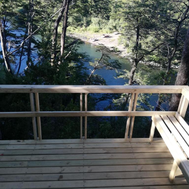Wonderful rustic cottage with native logs, with river Trancura - Casa - 29