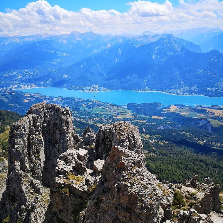 Vaste appartement 3 chambres - Vue exceptionnelle - Appartement - Vue sur Lac - 33
