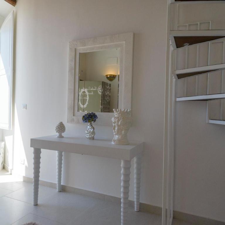 Magia Luxury Loft Ortigia Island - One-Bedroom House - 9